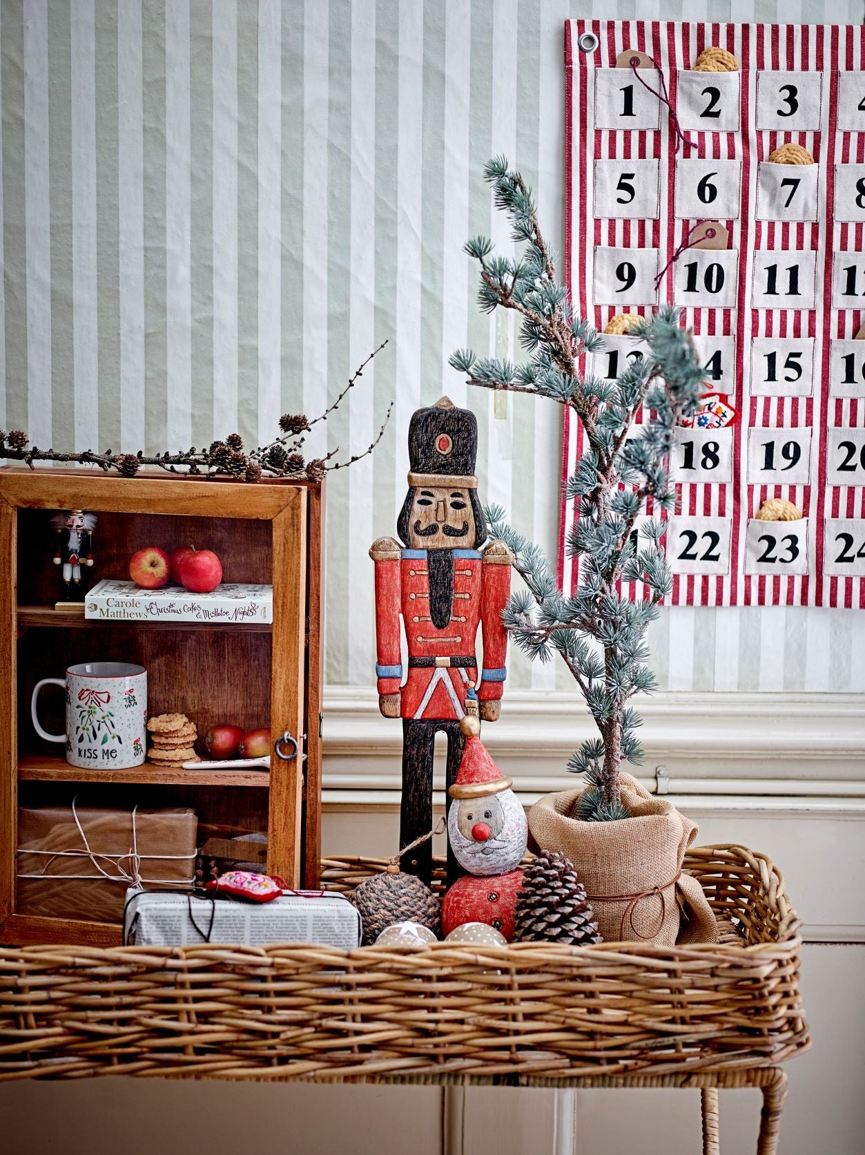 Red Nutcracker Ornament Set S/6
