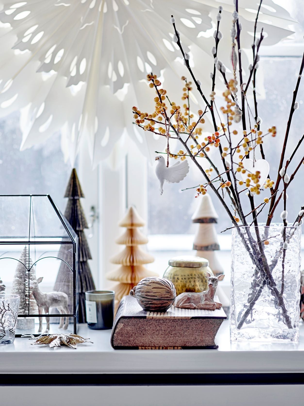 Winter Paper Hanging Star - Large