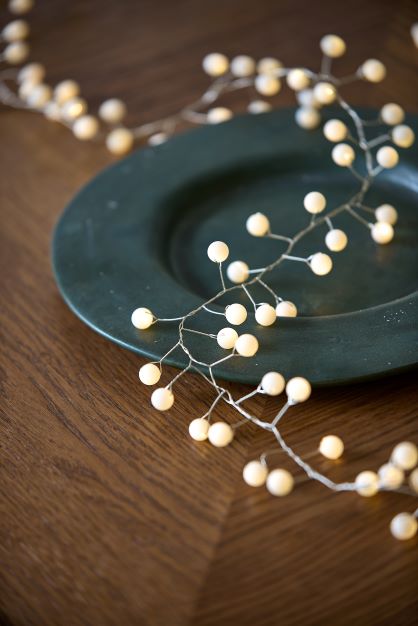 Snowberry White Lights - Battery Operated